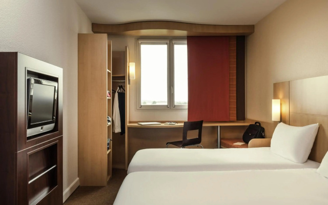ibis Loriol Le Pouzin