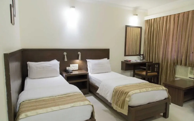 Hotel Aroma Executive