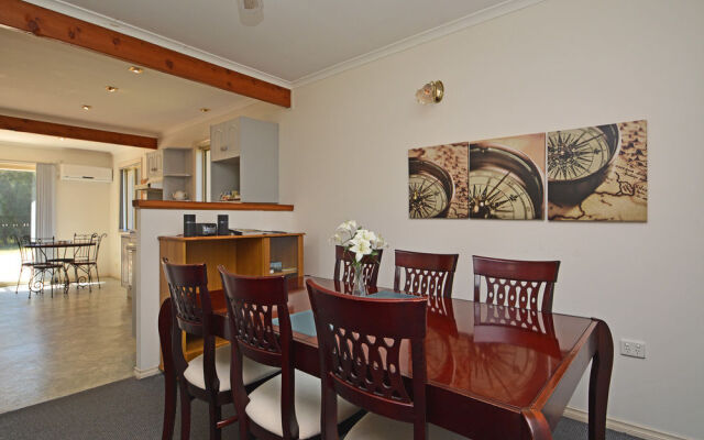 Madigan Wine Country Cottages