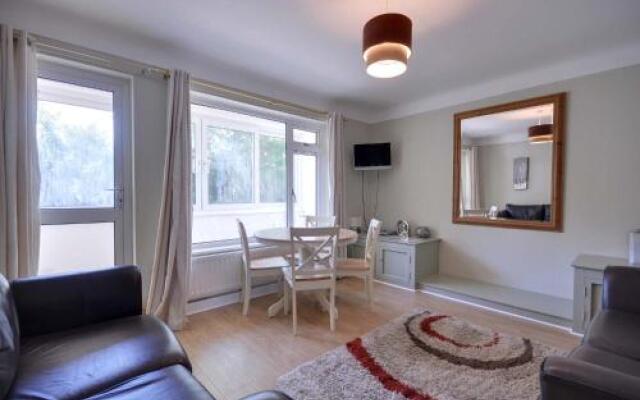 1 Mansard Court