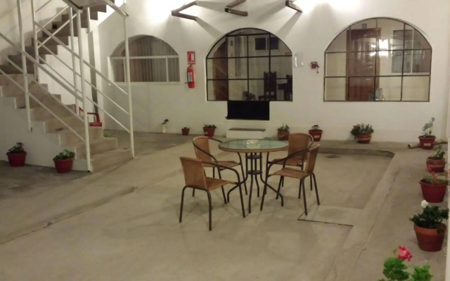 Heritage Inn