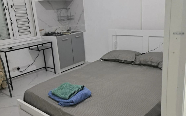 White house City Center