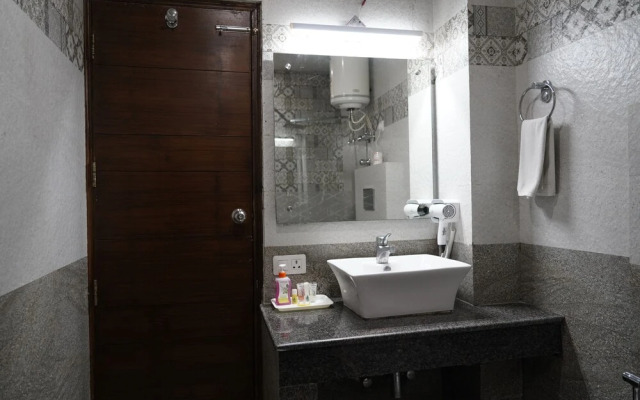Hotel Dharamshala Paradise