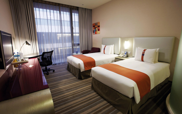 Holiday Inn Express Taichung Park by IHG