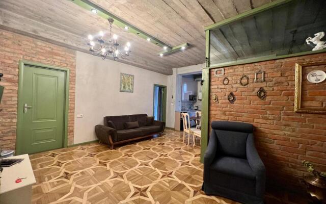 T2&T3 Apartments LEVANTO