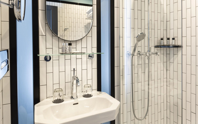 Lenox Montparnasse Hotel