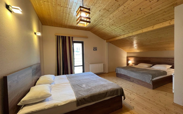 Hotel Axien Kazbegi