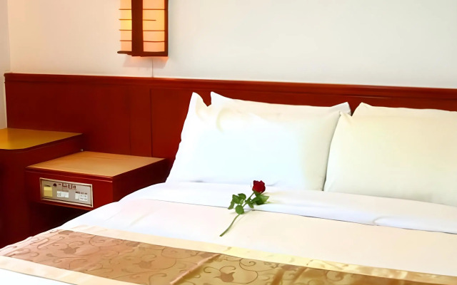 Gau Shan Ching Hotel