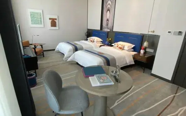 TOWO Hotel (Lanzhou New Area Zhongchuan Airport T3 Terminal)