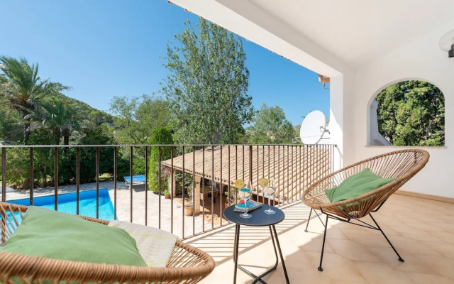 Villa Can Toni in Port de Pollen a