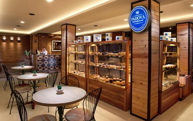De Puri Boutique Hotel