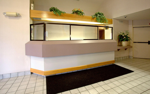 Americas Best Value Inn Addison Dallas