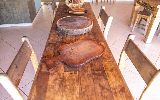 Ilha de Capitóli - Rancho no Kanto da Ilha em Capitólio