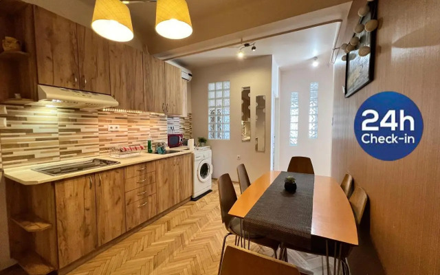 Bartók Apartment