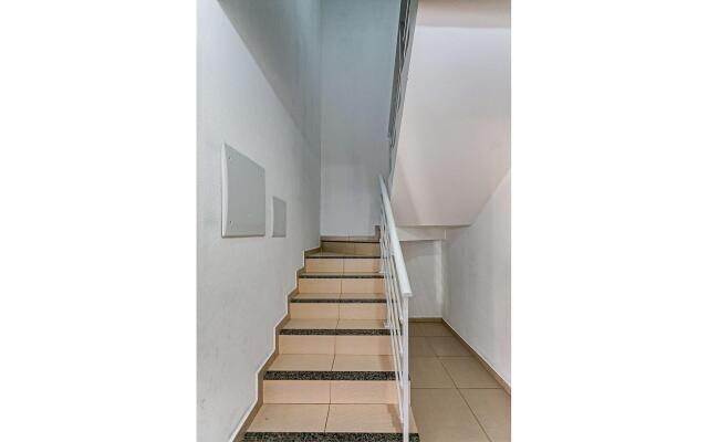 Apto amplo e moderno no Santinho VER102