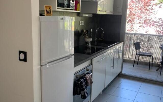 Appartement en résidence climatisé avec parking