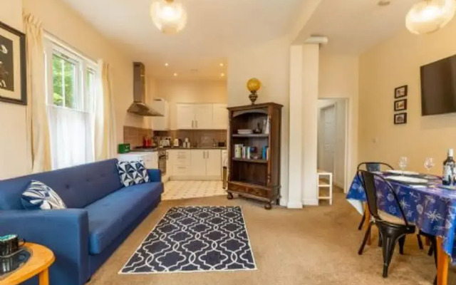 Host Stay Coastal Retreat