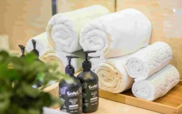 Towo Shangpin Hotel (Hanzhong Shaanxi University of Technology)