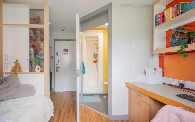 Queens University Belfast - Elms Village - Hostel