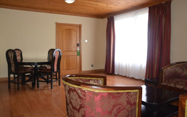 Golf Course Hotel