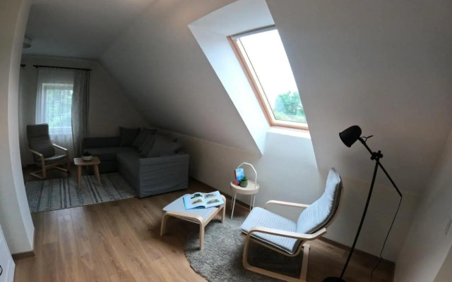 Mono House