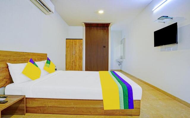 Itsy Hotels Oasis Pride
