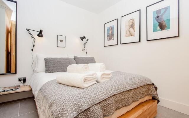 Modern Central 1 Bed in Clerkenwell - sleeps 4