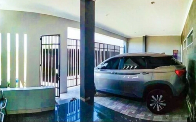 Villa Mangli Monochrome Syariah by eCommerceloka