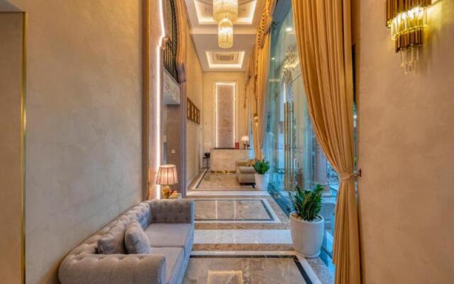 Golden Tree Hotel & Apartment By Zuzu