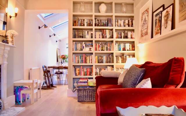 5 Bedroom Family Home in Acton