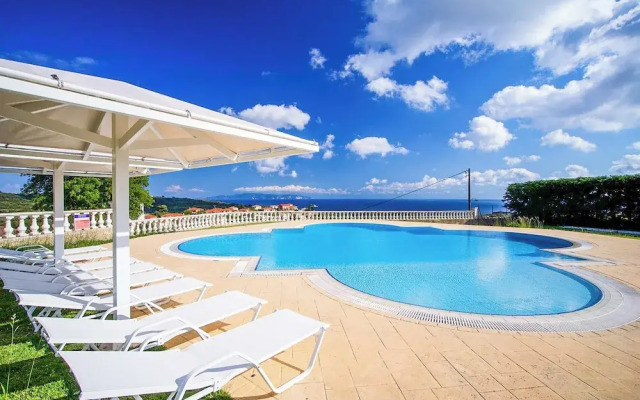 Villa Feinikas