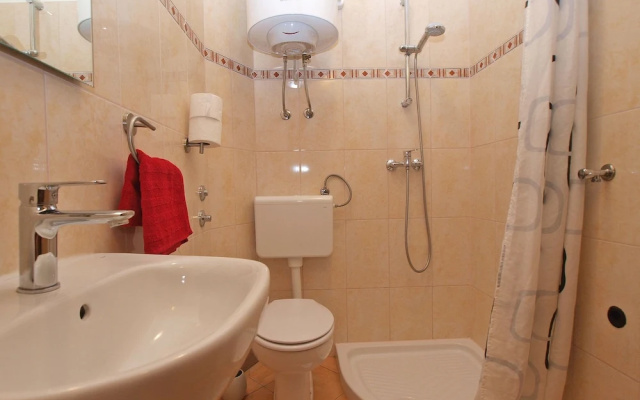 Apartment 1468