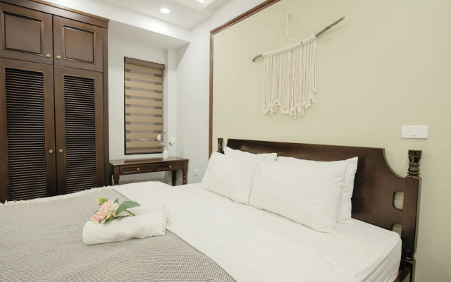 Lunaria Two Bedroom Apartment