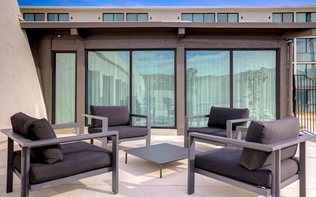 DoubleTree by Hilton Palmdale, CA