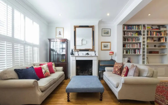 Fulham 4-bed House & Garden Near Tube