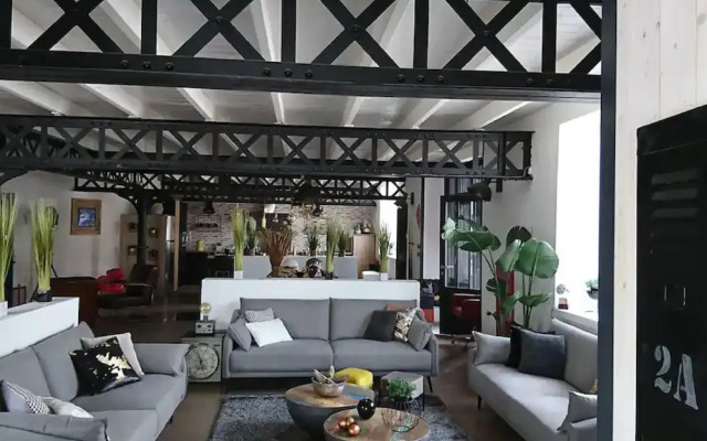 Majestic Villa in Nuaille-d'aunis With Sauna