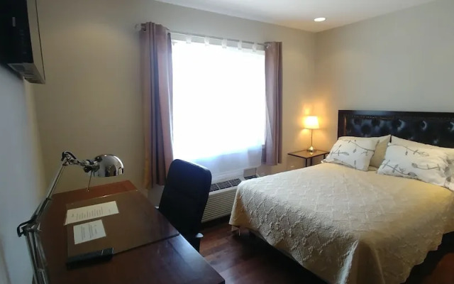 Peace River Inn & Suites