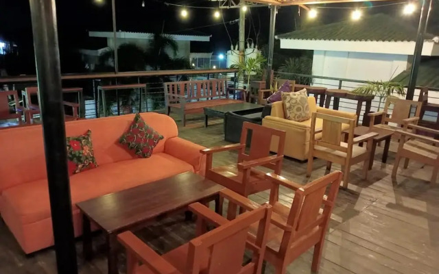Antonios Pension House