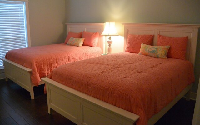 Villa Verdie by RedAwning