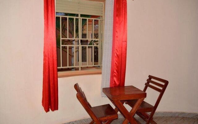 Mak Cottages