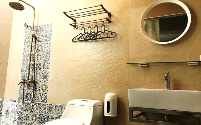 Hsr B&B
