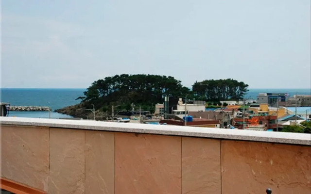 Busan Maru House Pension