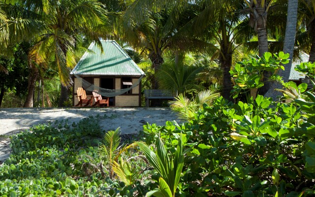 Barefoot Manta Island Resort and Marine Sanctuary