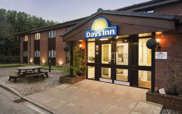 Days Inn by Wyndham Bridgend Cardiff M4