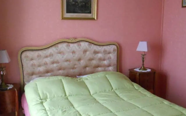 La Chaussee Des Ponts