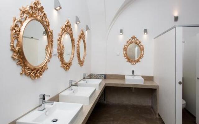 Lost Inn Lisbon Hostel