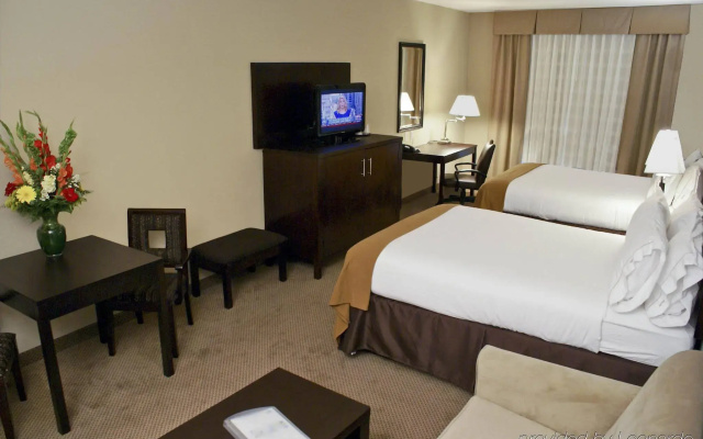 Holiday Inn Express Hotel & Suites BEAUMONT NW by IHG