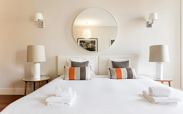 Palácio das Cardosas Studio by LovelyStay