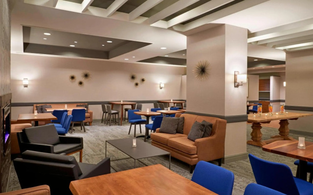 Courtyard by Marriott Downtown Toronto