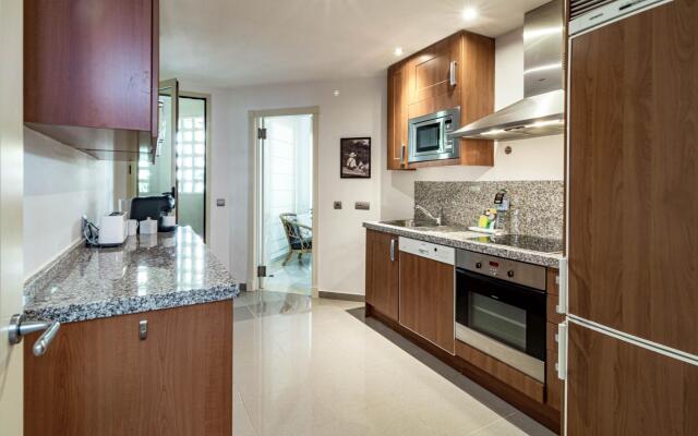 FA - Fabulous Apartment with in and outdoor Pool